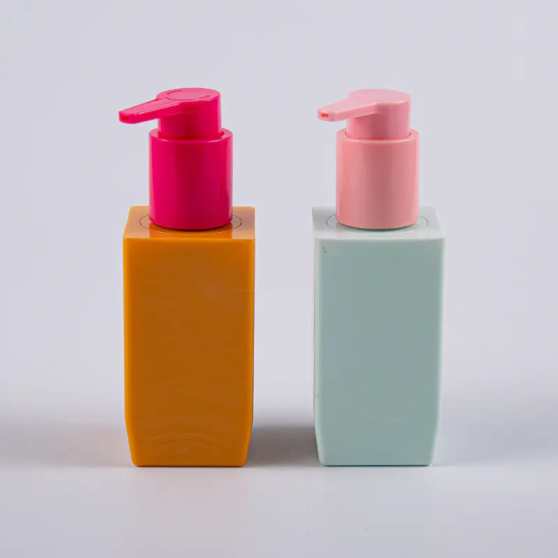 Cruth Cearnóg Rogha Ildath 50ml Buidéal Lotion Balla Tiubh PETG Le Caidéal Plaisteacha 