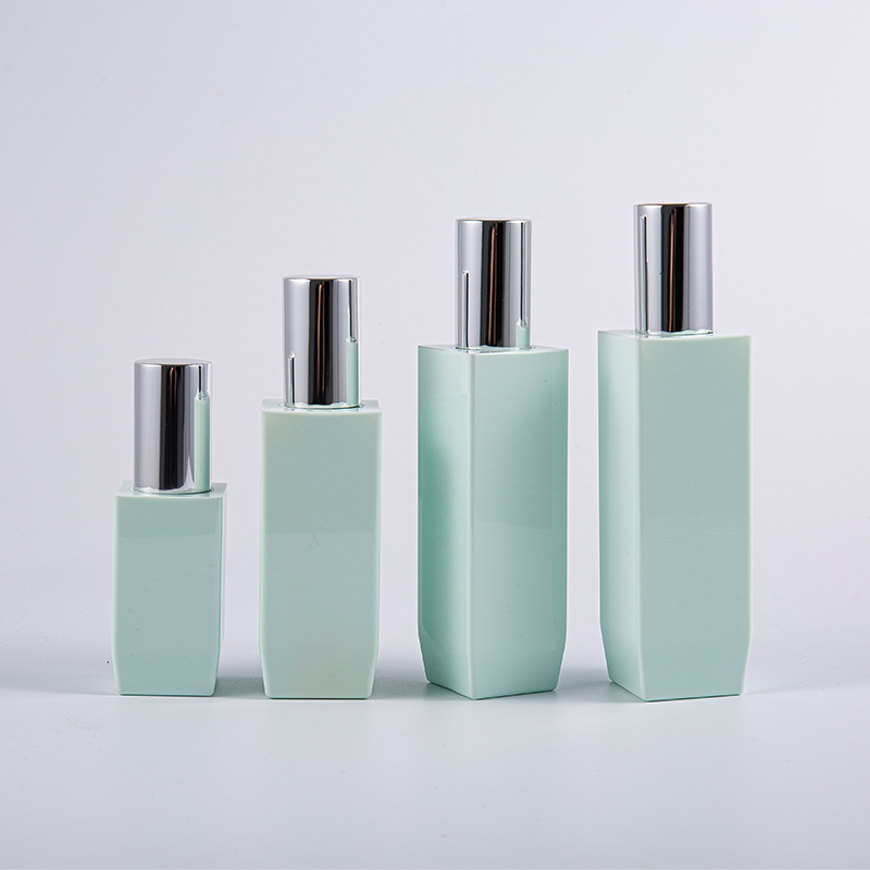 Cruth Cearnóg Rogha Ildath 50ml Buidéal Lotion Balla Tiubh PETG Le Caipín Alúmanam Cruth Cearnóg Rogha Ildath 50ml Buidéal Lotion Balla Tiubh PETG Le Caipín Alúmanam